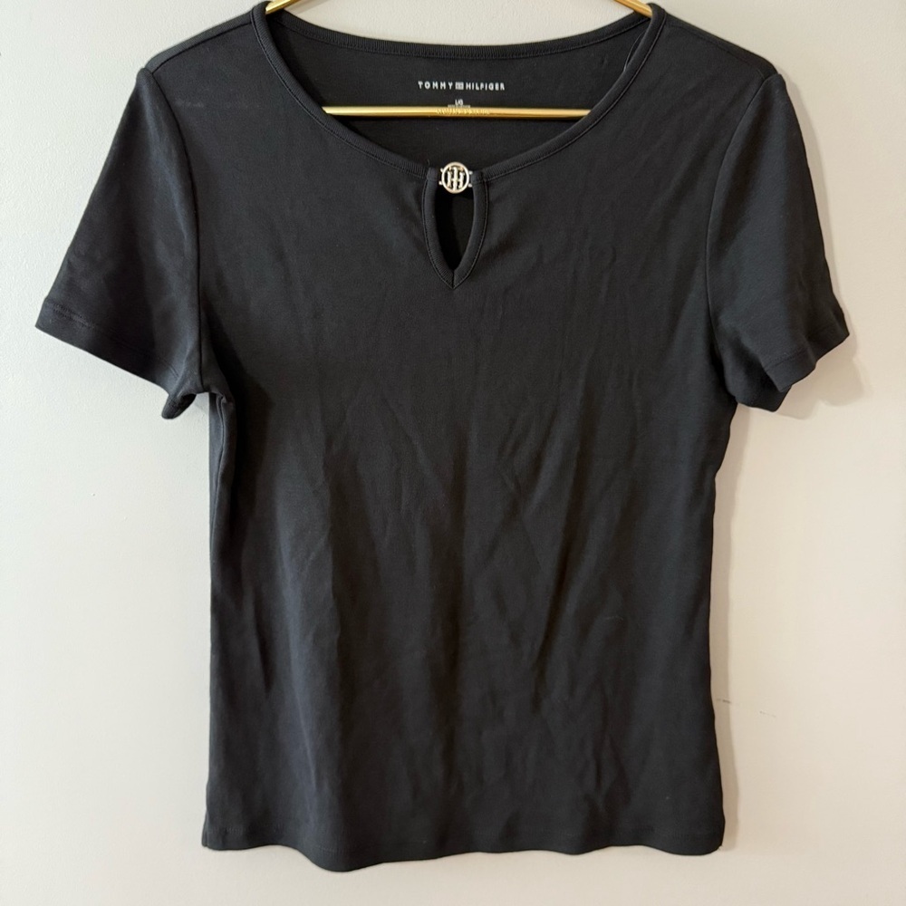 Tommy Hilfiger Black Fitted Cut Out Short Sleeve Tee size L 100% Cotton
